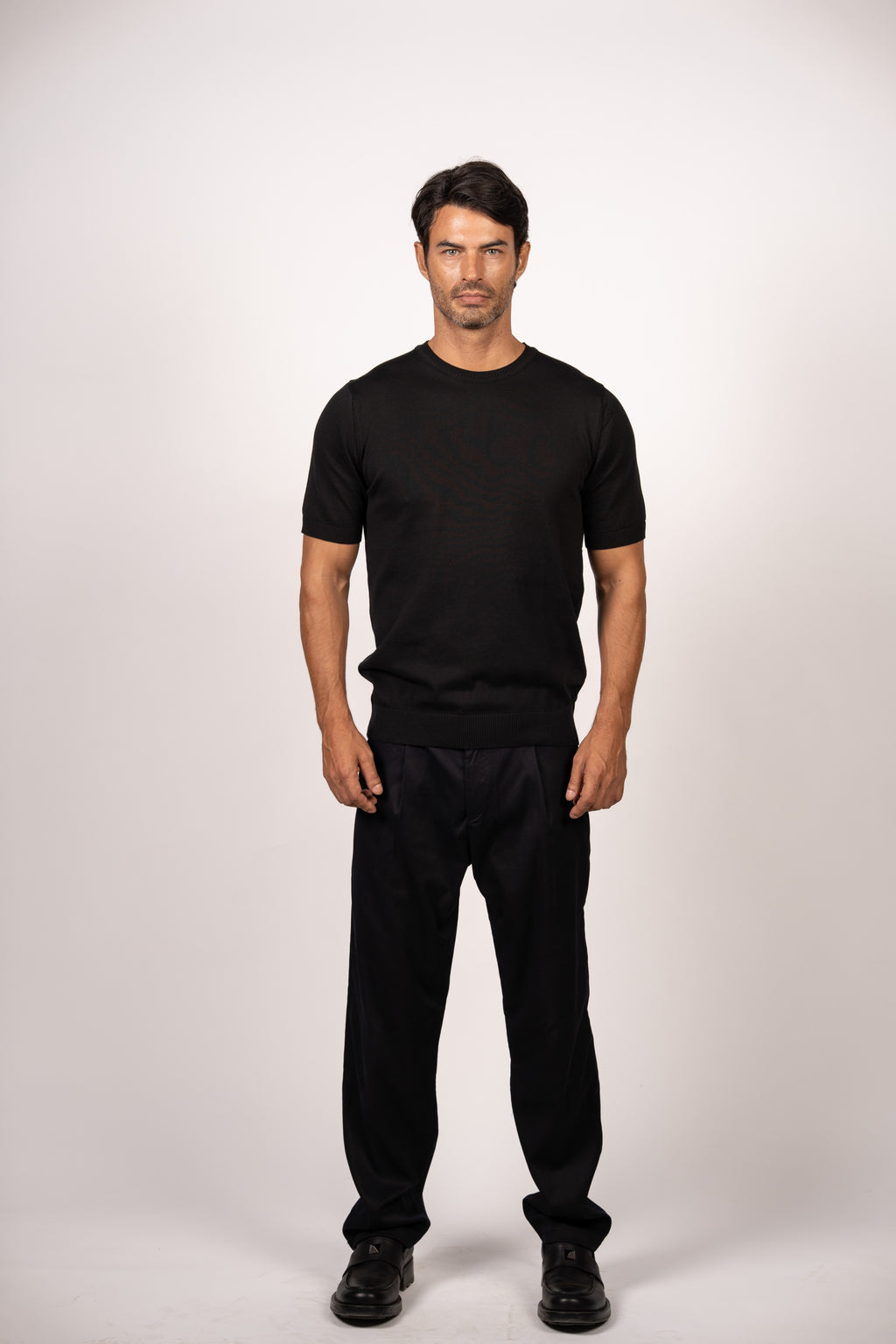 Basic Knitted Crewneck-Black