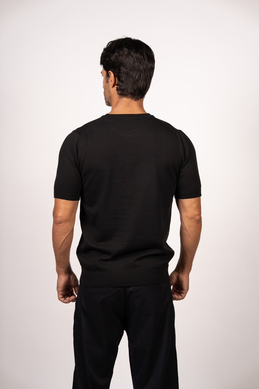 Basic Knitted Crewneck-Black
