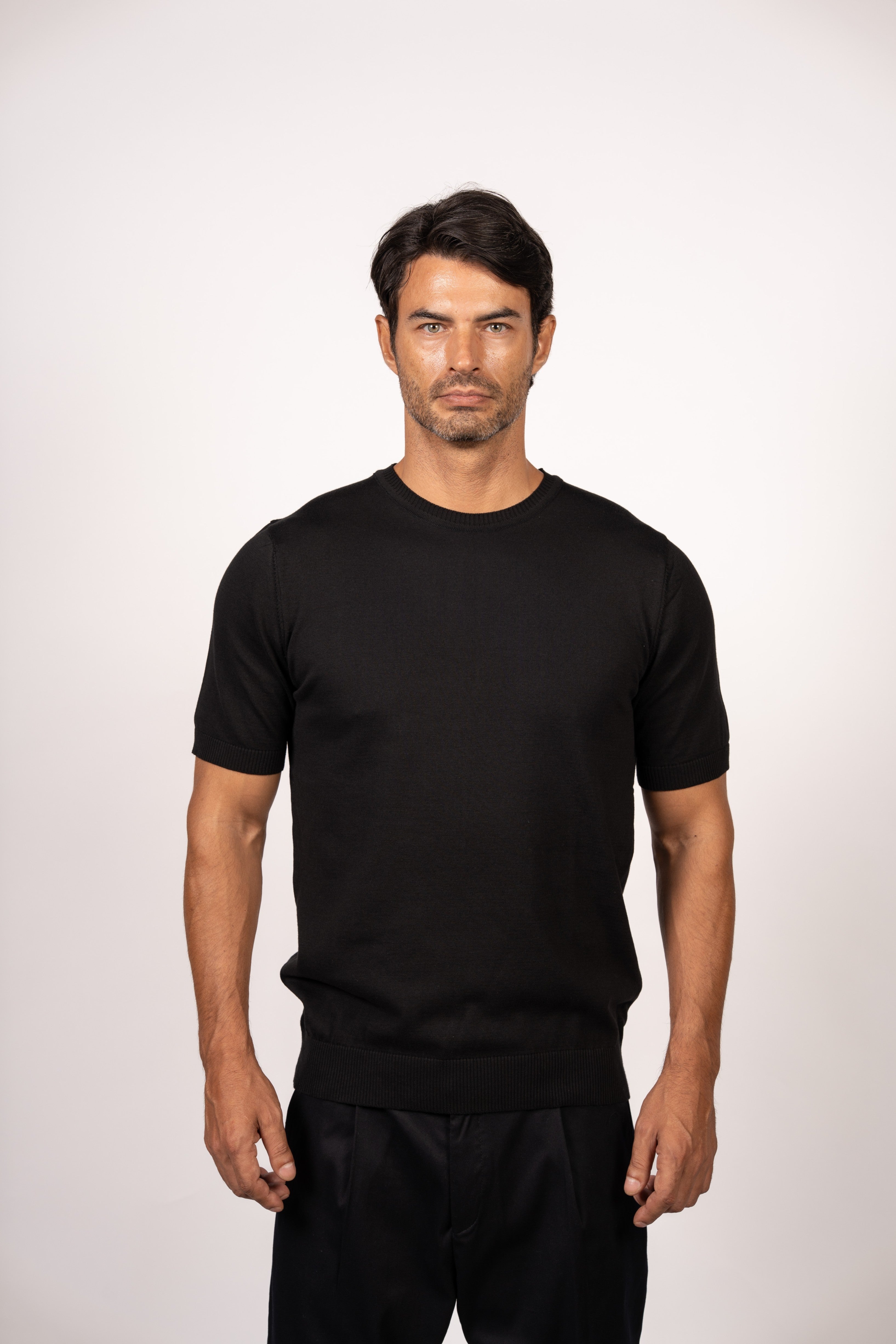 Basic Knitted Crewneck-Black