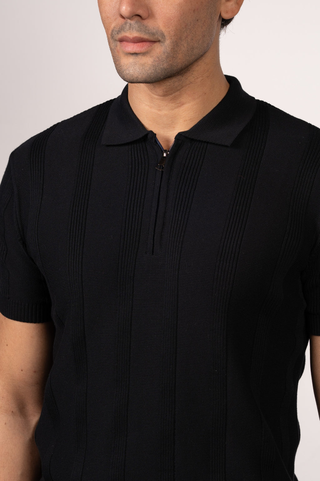Vertical Textured Knit Zipper Polo-Black